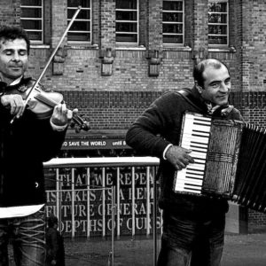 2011 - Musicians in the bridge - London, England