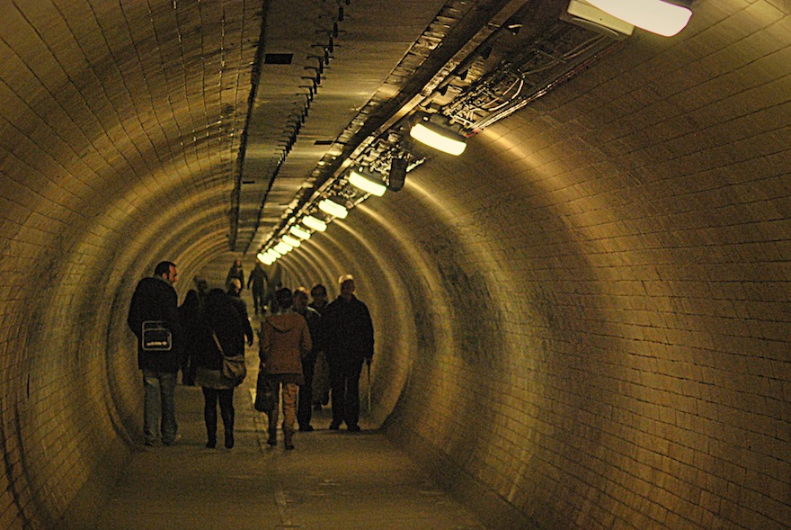 The tunnel path – Urban