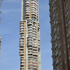 2022 - Brutalism Benidorm 11 - Benidorm, Spain ( by bohemestudio - Original size 3948x5922)